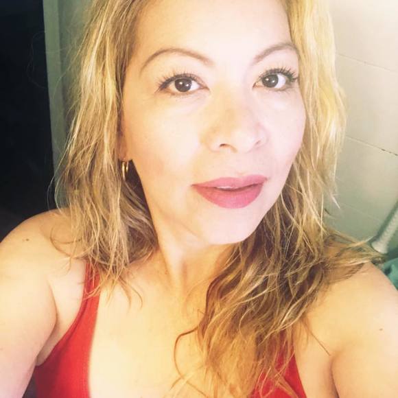 Meet your Posher, Ruth - Picture 1 of 1